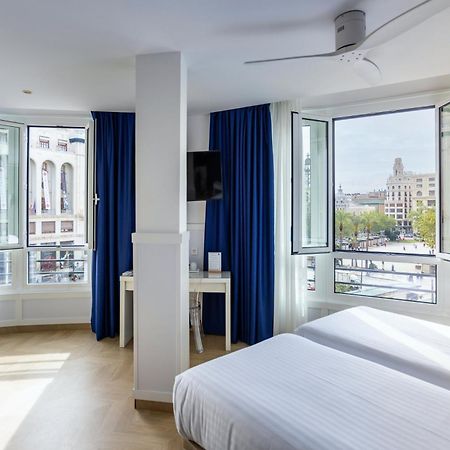 Hotel Venecia Plaza Centro Valenza Esterno foto