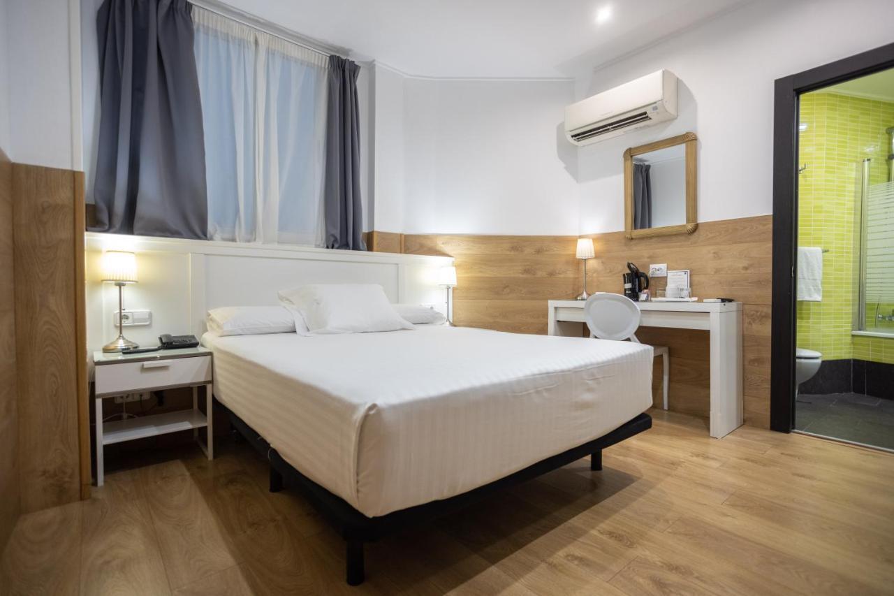 Hotel Venecia Plaza Centro Valenza Esterno foto
